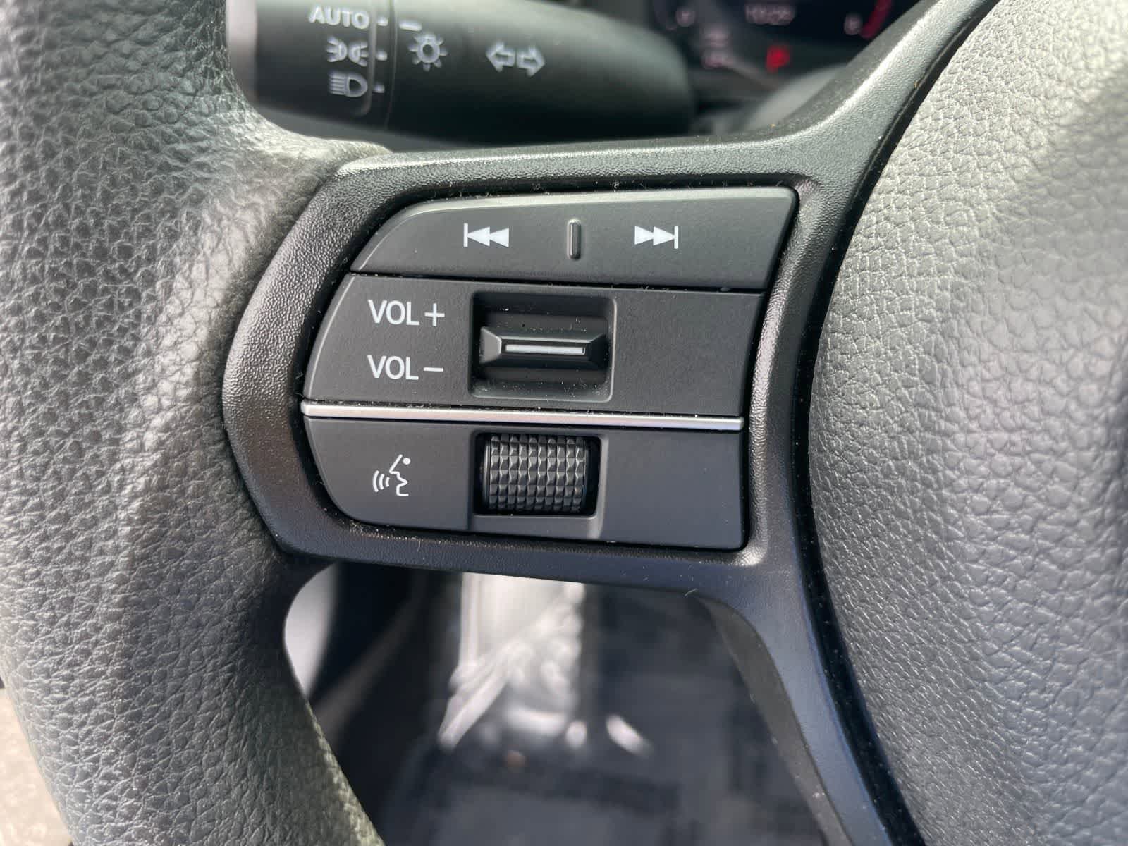 Used 2023 Honda Accord EX image 13