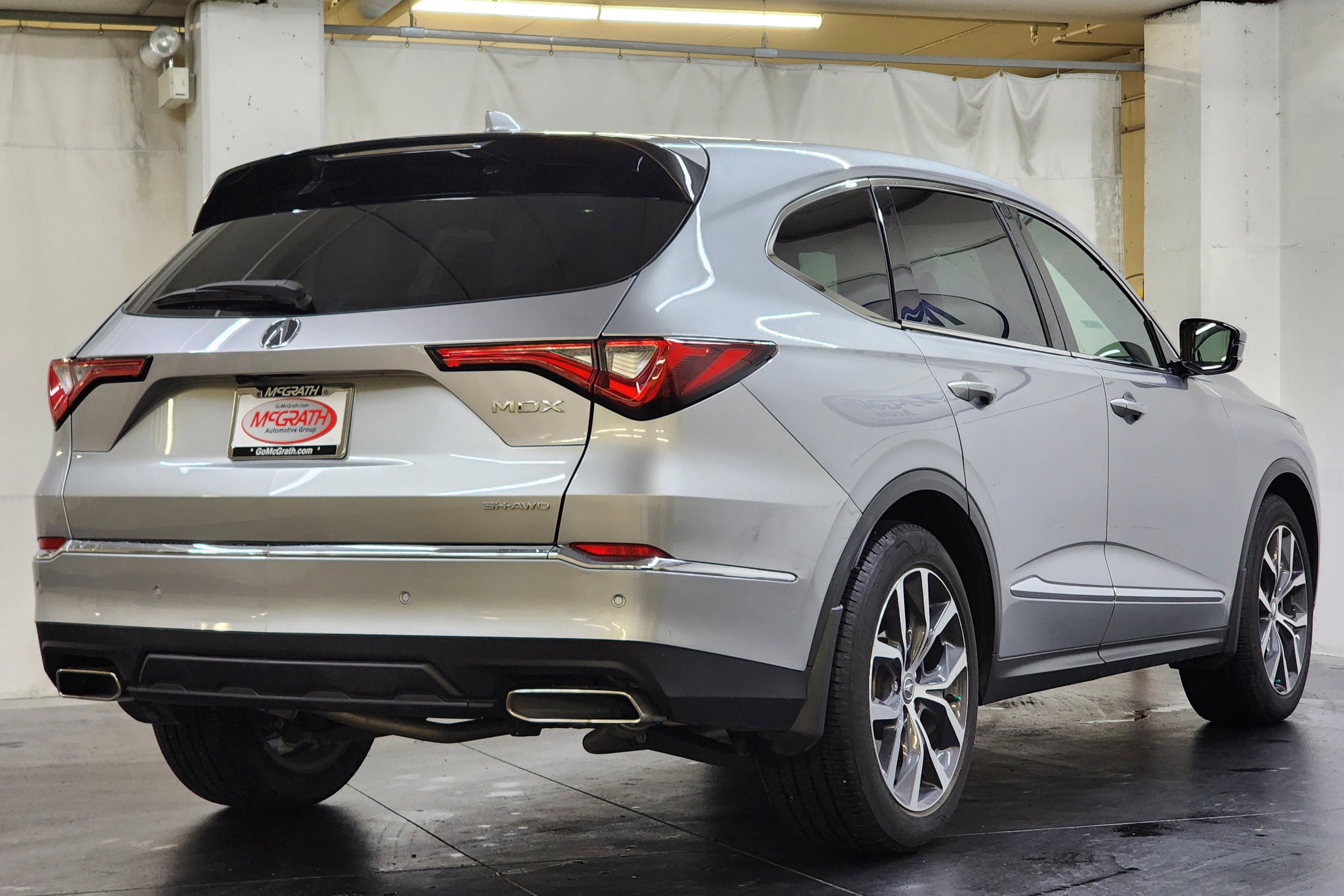 Certified 2023 Acura MDX SH-AWD w/ Technology Package image 5