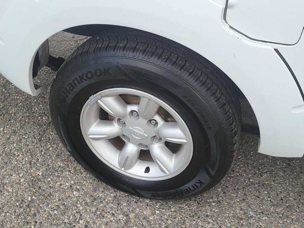 Used 2003 Nissan Frontier XE w/ Value Truck Pkg image 9