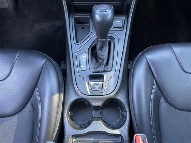 Used 2019 Jeep Cherokee Latitude Plus image 18