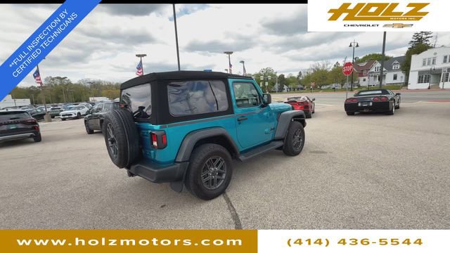 Used 2024 Jeep Wrangler Sport AWD/4WD image 9
