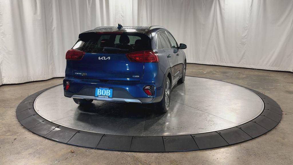 Used 2022 Kia Niro EX image 9
