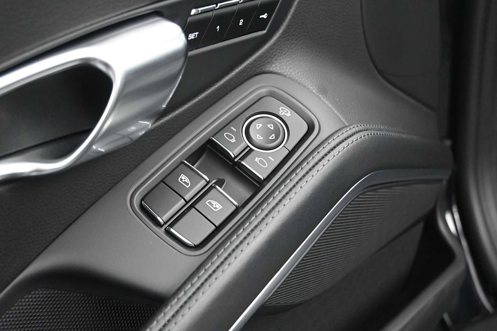 Certified 2024 Porsche 718 Boxster S RWD image 6