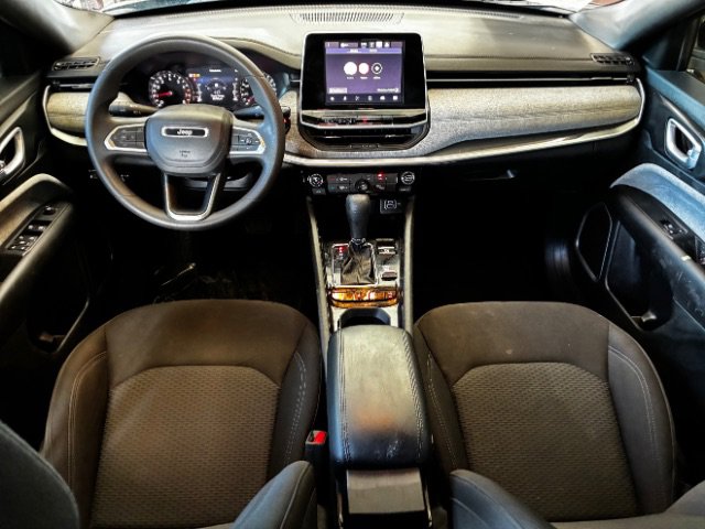 Used 2025 Jeep Compass Sport image 20