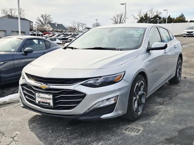 Used 2022 Chevrolet Malibu LT image 4