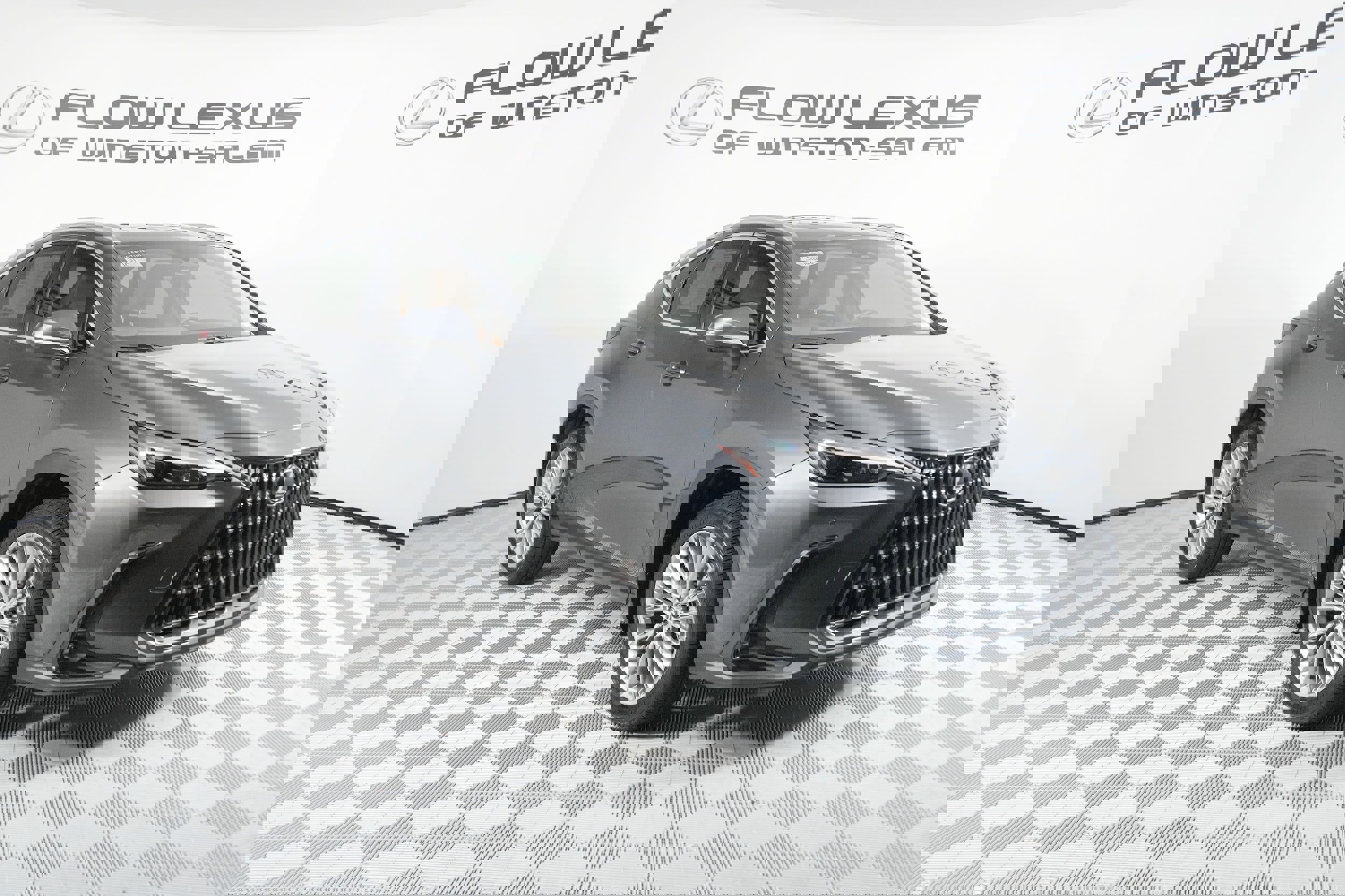 Used 2025 Lexus NX 350 AWD w/ Premium Package image 3