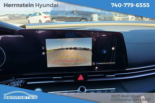 Used 2024 Hyundai Elantra SEL w/ Convenience Package image 18