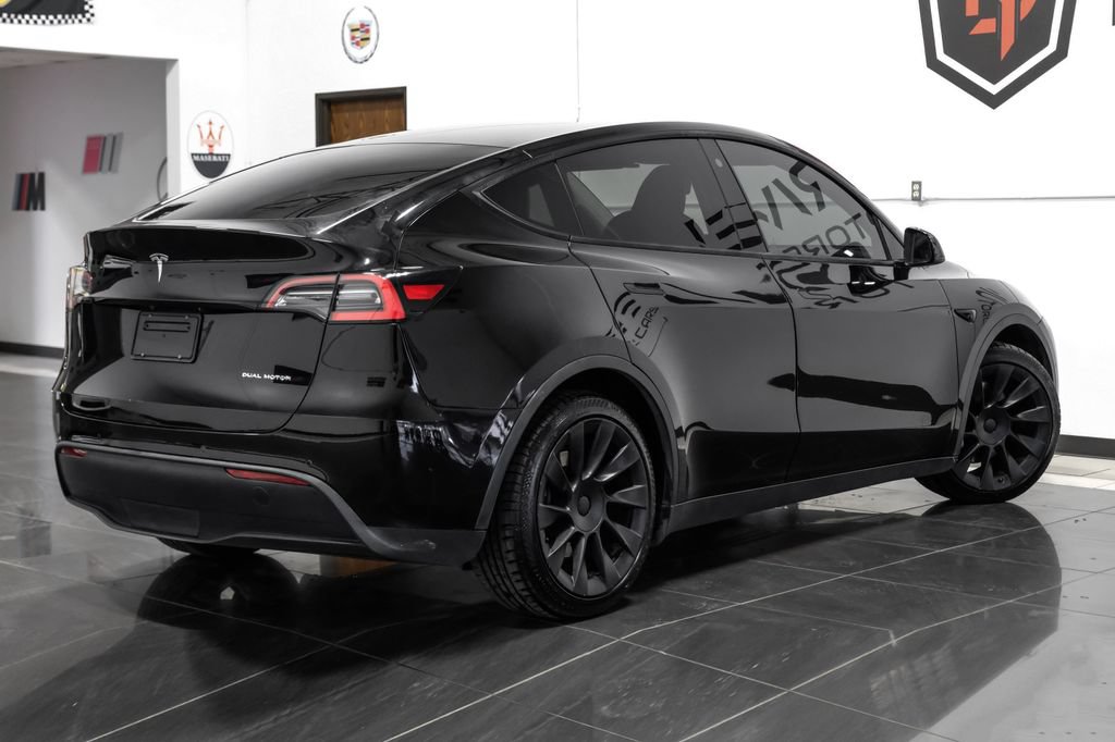 Used 2021 Tesla Model Y Long Range AWD/4WD image 8