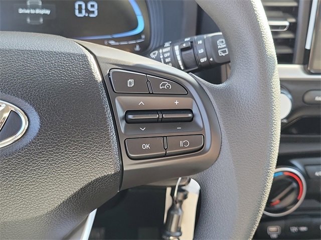 New 2026 Hyundai Venue SE image 6