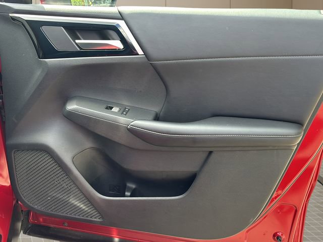 Used 2022 Mitsubishi Outlander SE image 37