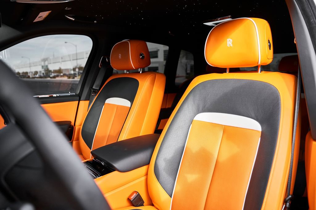 Used 2025 Rolls-Royce Cullinan AWD/4WD image 58