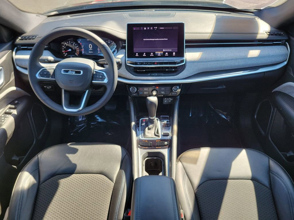 Used 2024 Jeep Compass Latitude image 13