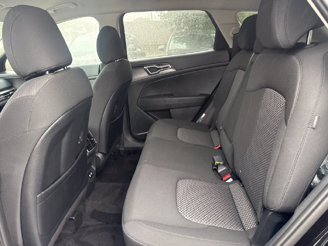 New 2027 Kia Sportage S FWD image 13