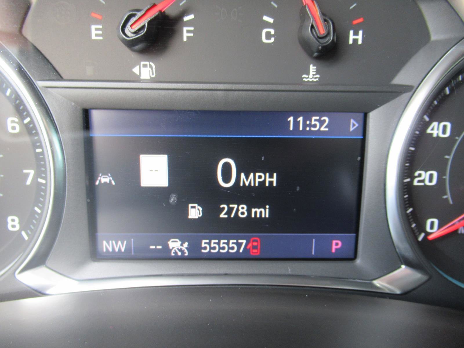 Used 2022 Chevrolet Equinox RS w/ RS Leather Package FWD image 24
