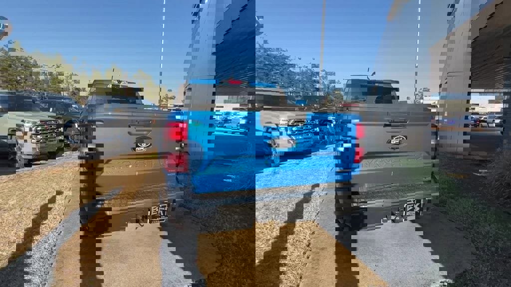 New 2026 Ford Maverick Tremor image 5