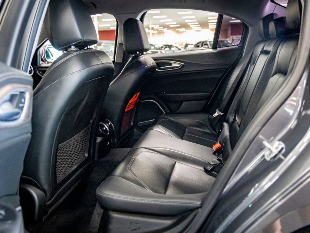Used 2018 Alfa Romeo Giulia Ti w/ TI Leather Package RWD image 28
