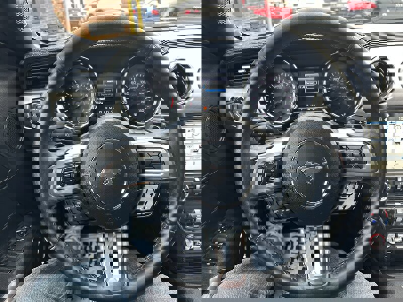 Used 2018 Ford Mustang Premium image 20