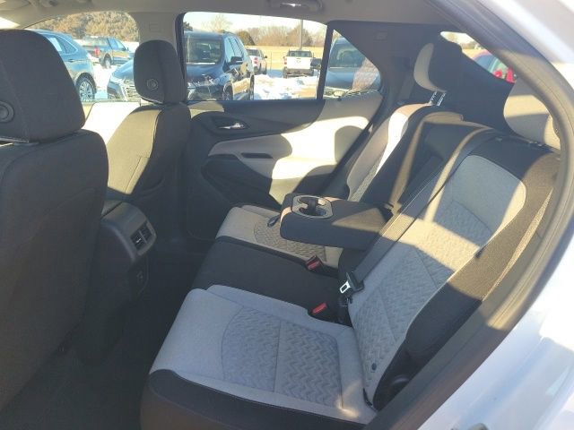 Used 2024 Chevrolet Equinox LT image 16