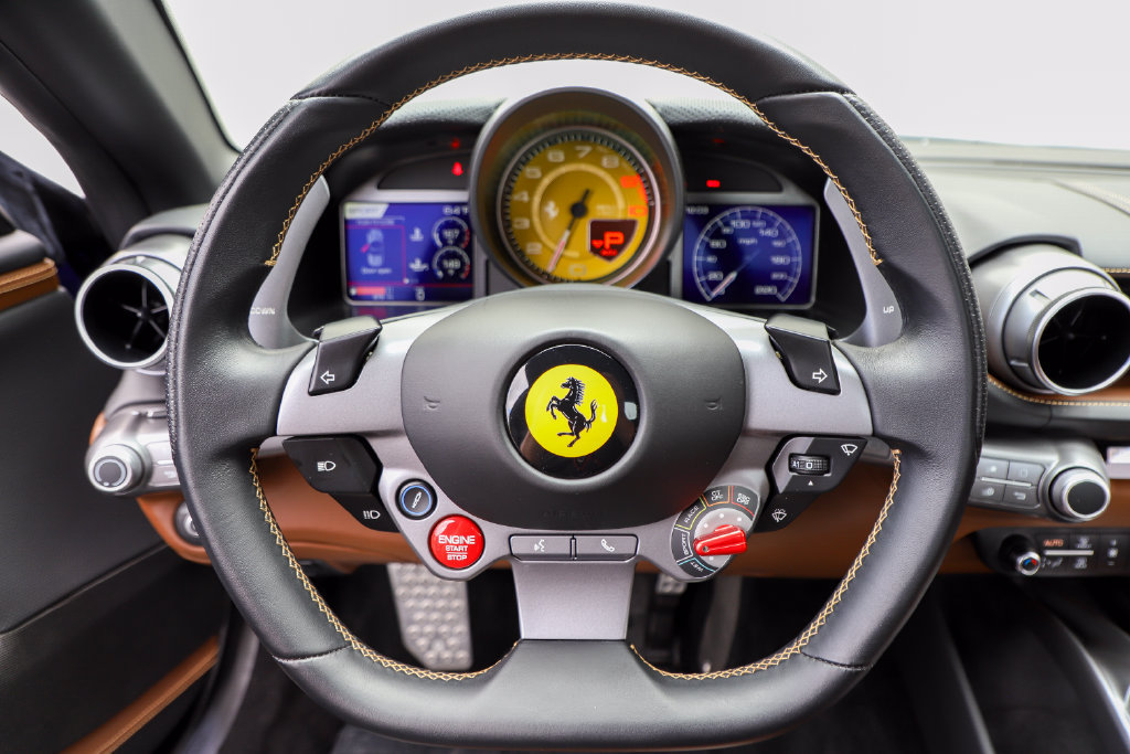 Used 2021 Ferrari 812 GTS RWD image 4