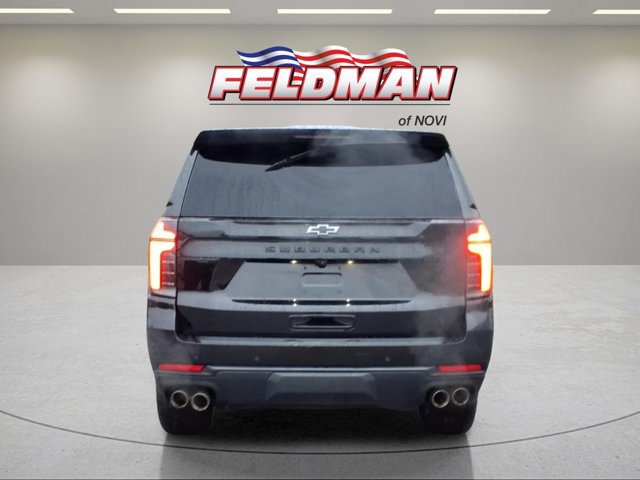 Used 2025 Chevrolet Suburban Z71 w/ Comfort Package AWD/4WD image 6
