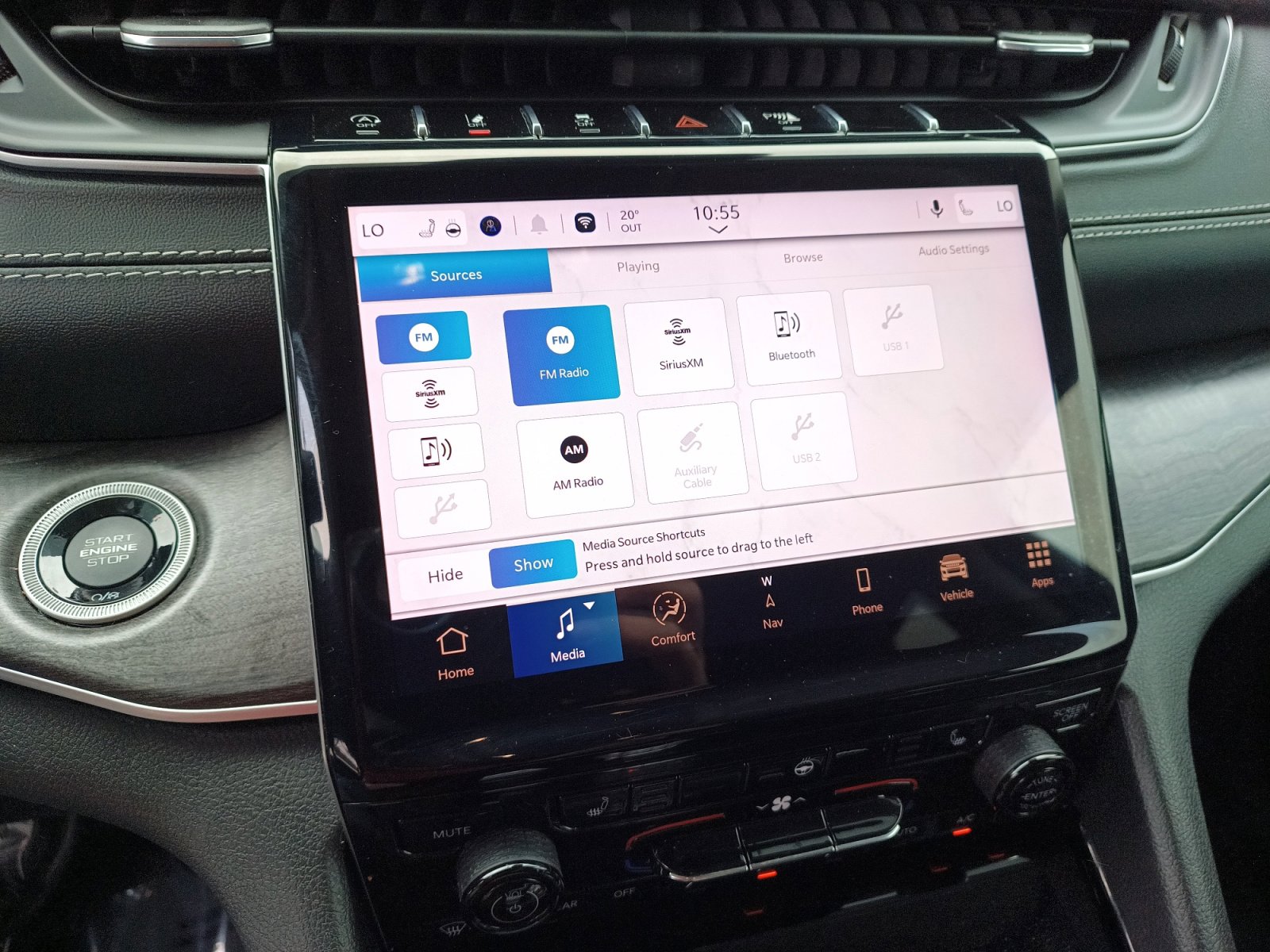 Certified 2022 Jeep Grand Cherokee L Limited w/ Black Appearance Package image 15