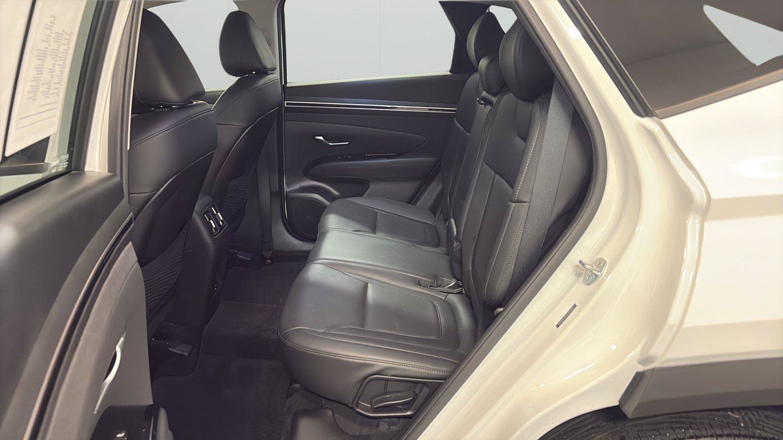 Used 2023 Hyundai Tucson Limited FWD image 11