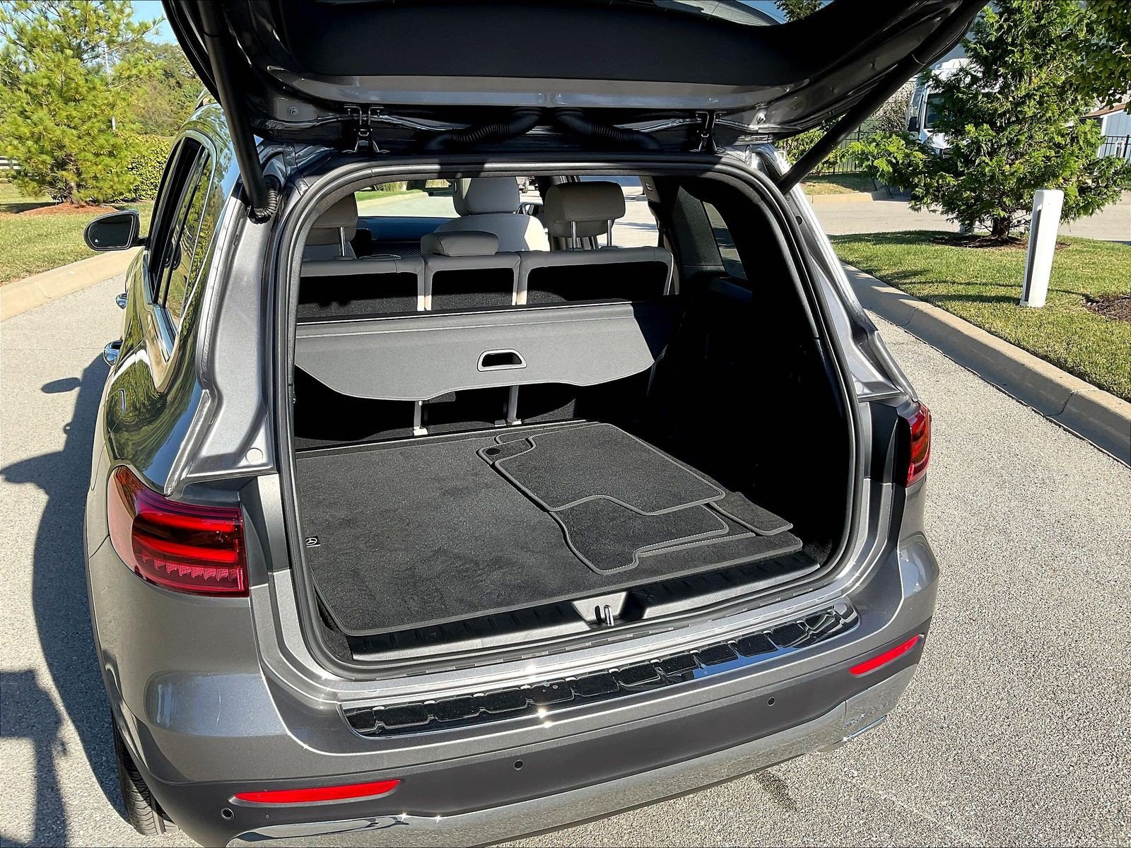 Certified 2026 Mercedes-Benz GLB 250 4MATIC image 40