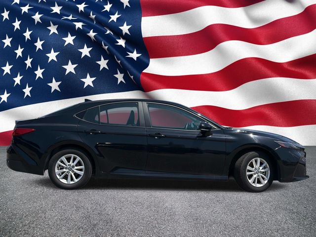 Used 2025 Toyota Camry LE FWD image 6