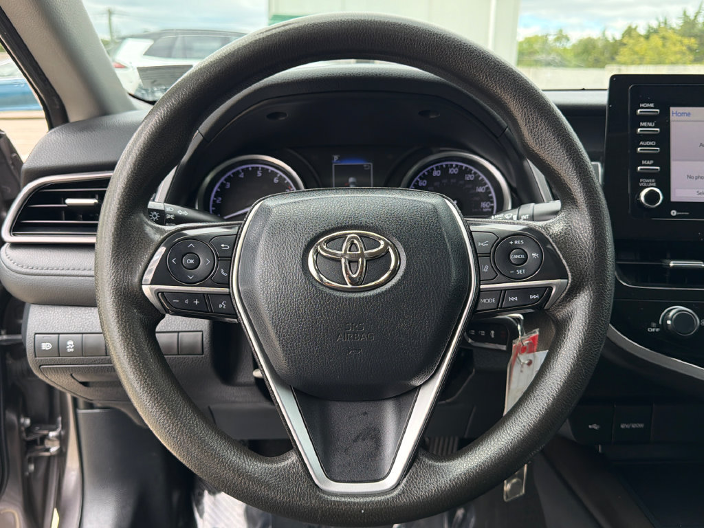 Used 2021 Toyota Camry LE FWD image 24