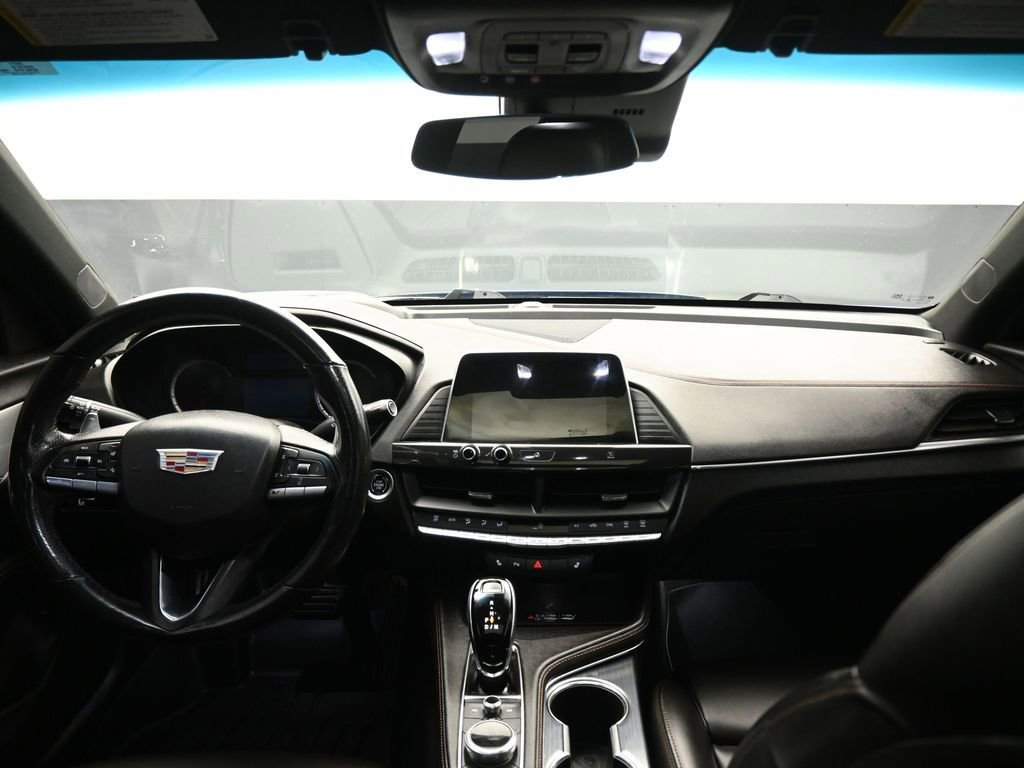 Used 2020 Cadillac CT4 V image 35