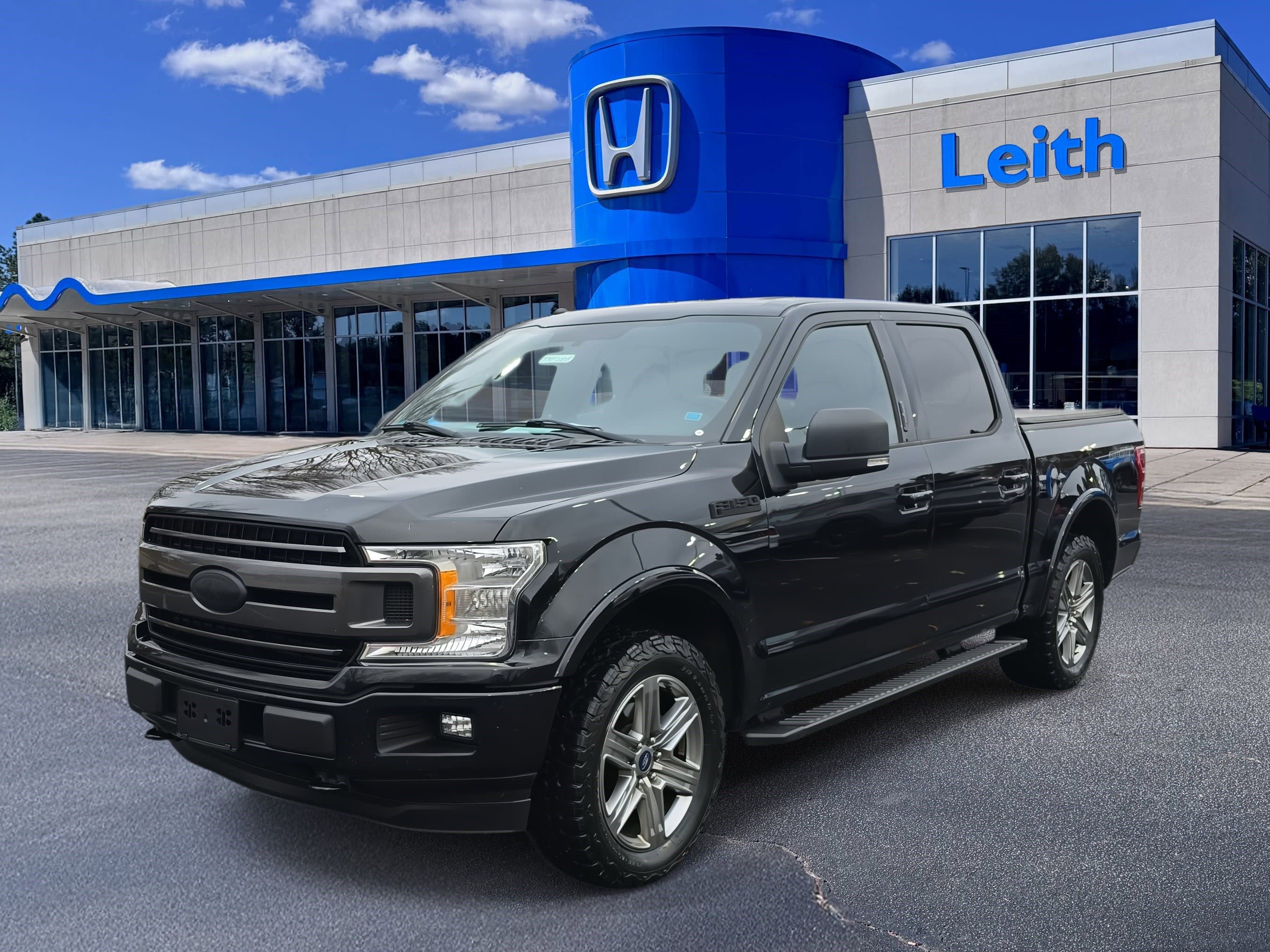 Used 2018 Ford F150 XLT w/ Equipment Group 302A Luxury image 1