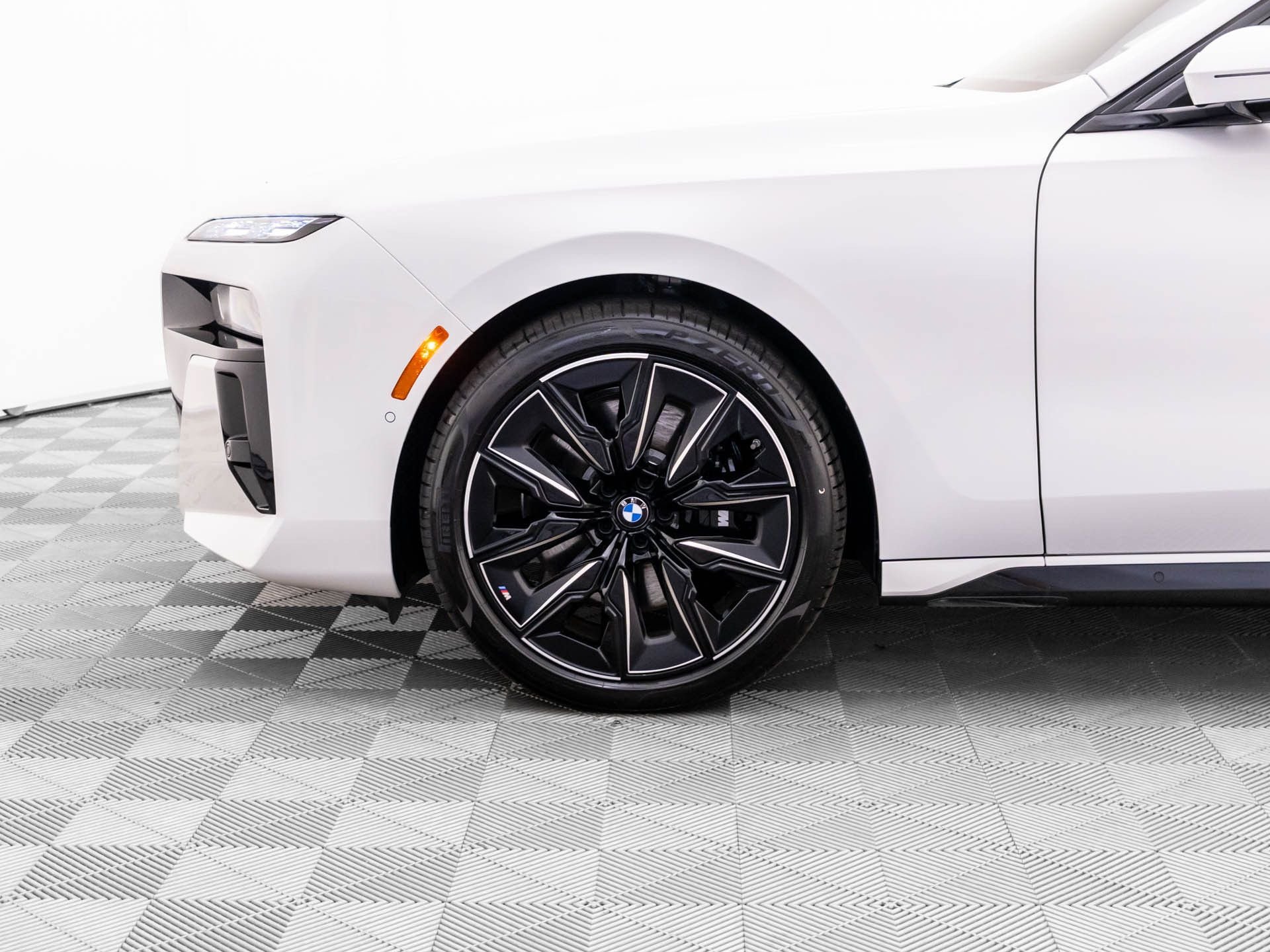 New 2026 BMW 760i xDrive w/ Executive Package AWD/4WD image 37