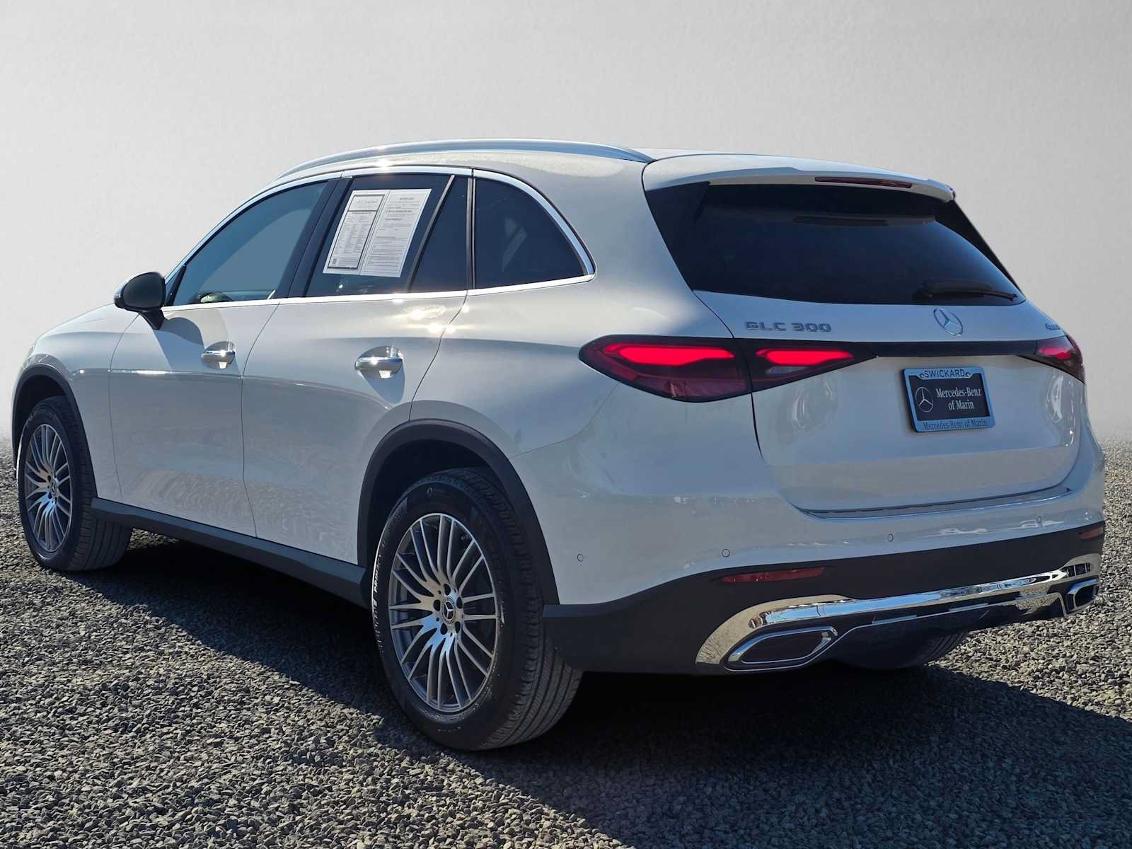 Used 2026 Mercedes-Benz GLC 300 4MATIC image 5