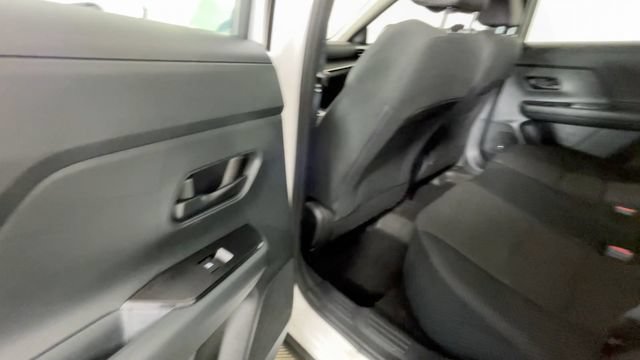 Used 2025 Nissan Kicks S FWD image 16