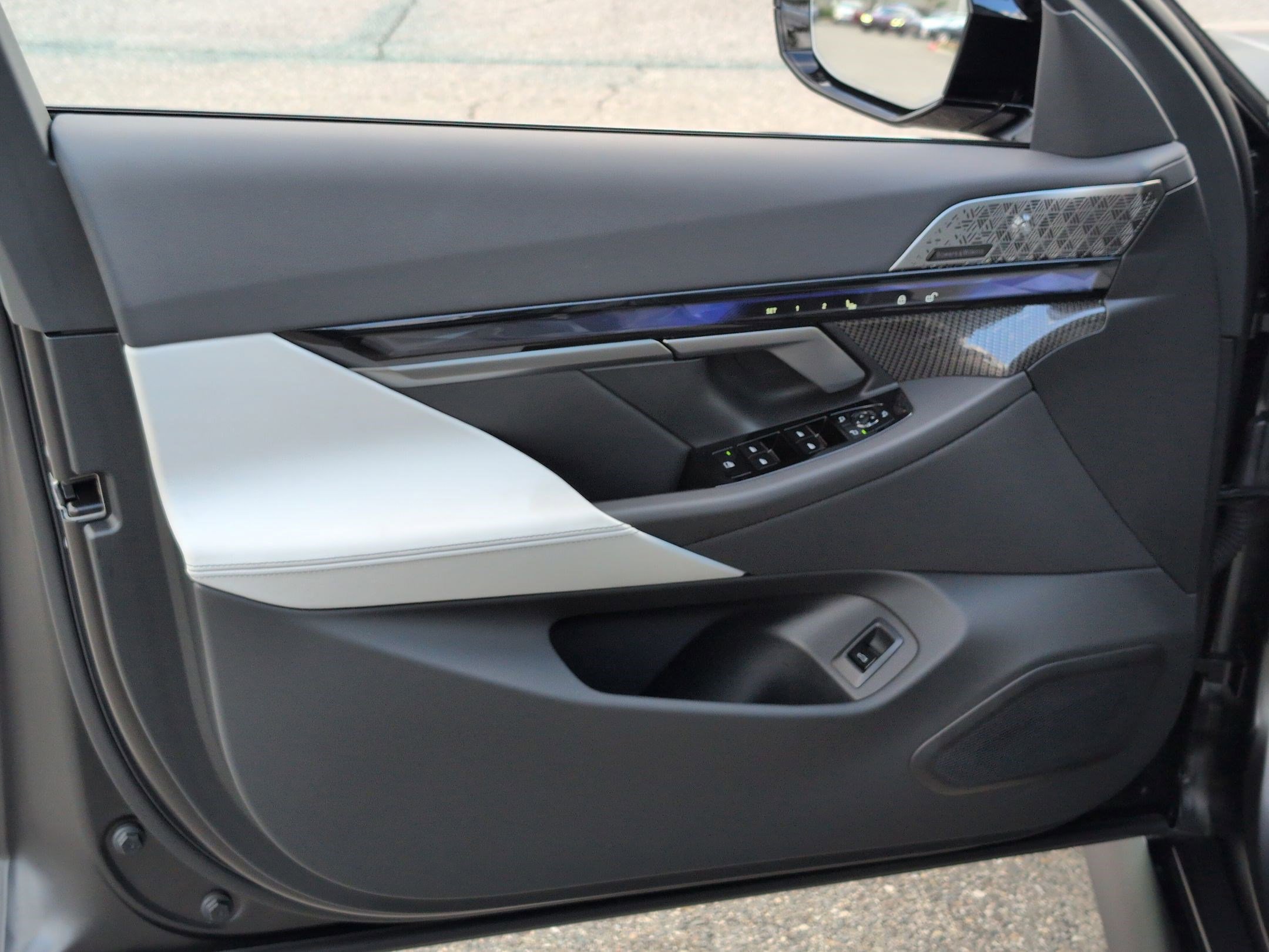 Used 2026 BMW M5 Touring w/ M Driver's Package image 14