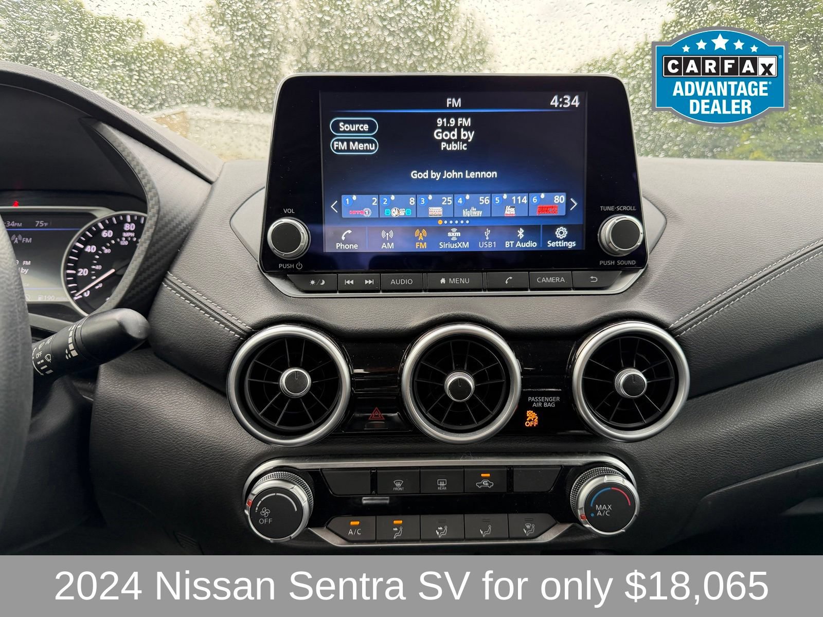 Used 2024 Nissan Sentra SV FWD image 14