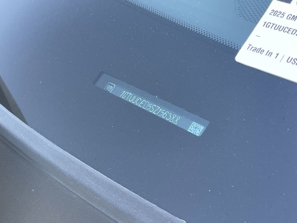 Used 2025 GMC Sierra 1500 Elevation image 32