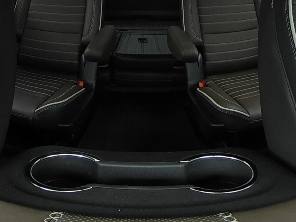 Certified 2026 GMC Yukon Denali Ultimate w/ LPO, Floor Liner Package AWD/4WD image 13