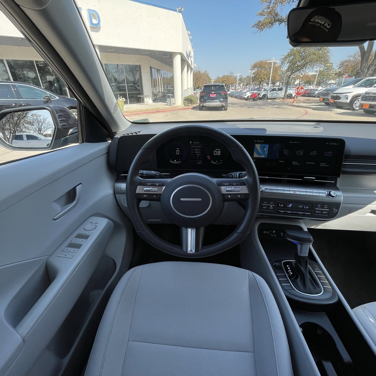 Used 2025 Hyundai Kona SEL image 11