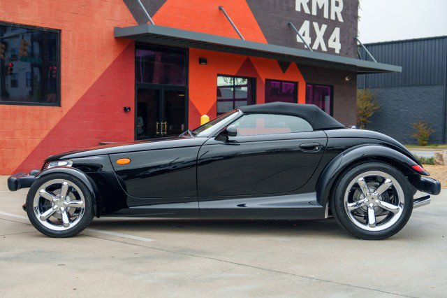 Used 2000 Plymouth Prowler image 25