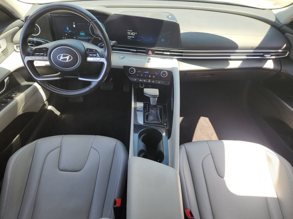 Used 2024 Hyundai Elantra Limited FWD image 20