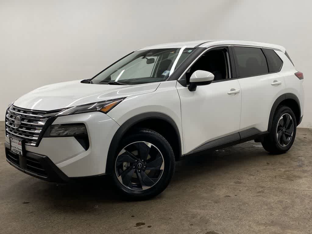 Used 2024 Nissan Rogue SV