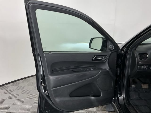 Used 2022 Dodge Durango R/T w/ Tow 'N Go Group AWD/4WD image 12