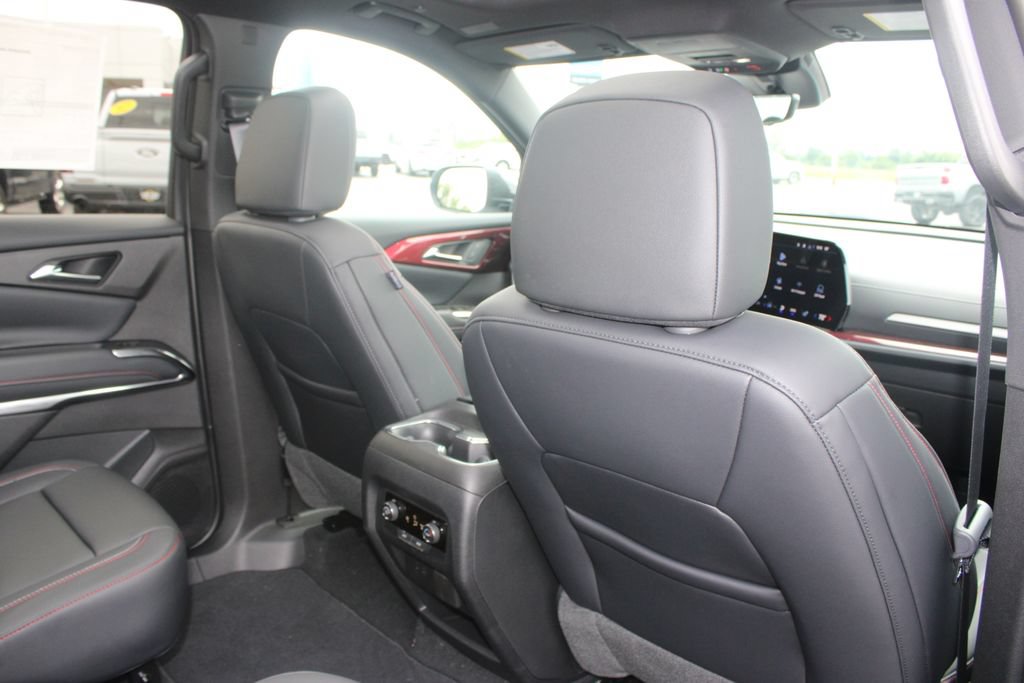New 2026 Chevrolet Traverse Z71 w/ Driver Confidence Package AWD/4WD image 30