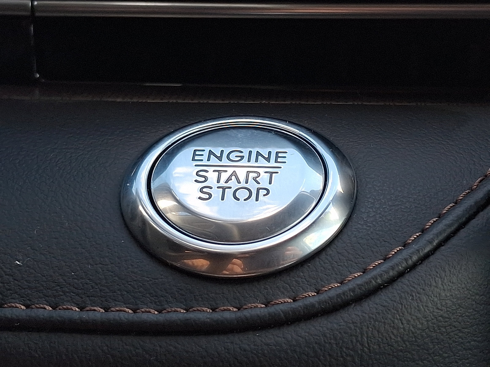 Used 2026 Lincoln Nautilus Premier AWD/4WD image 24