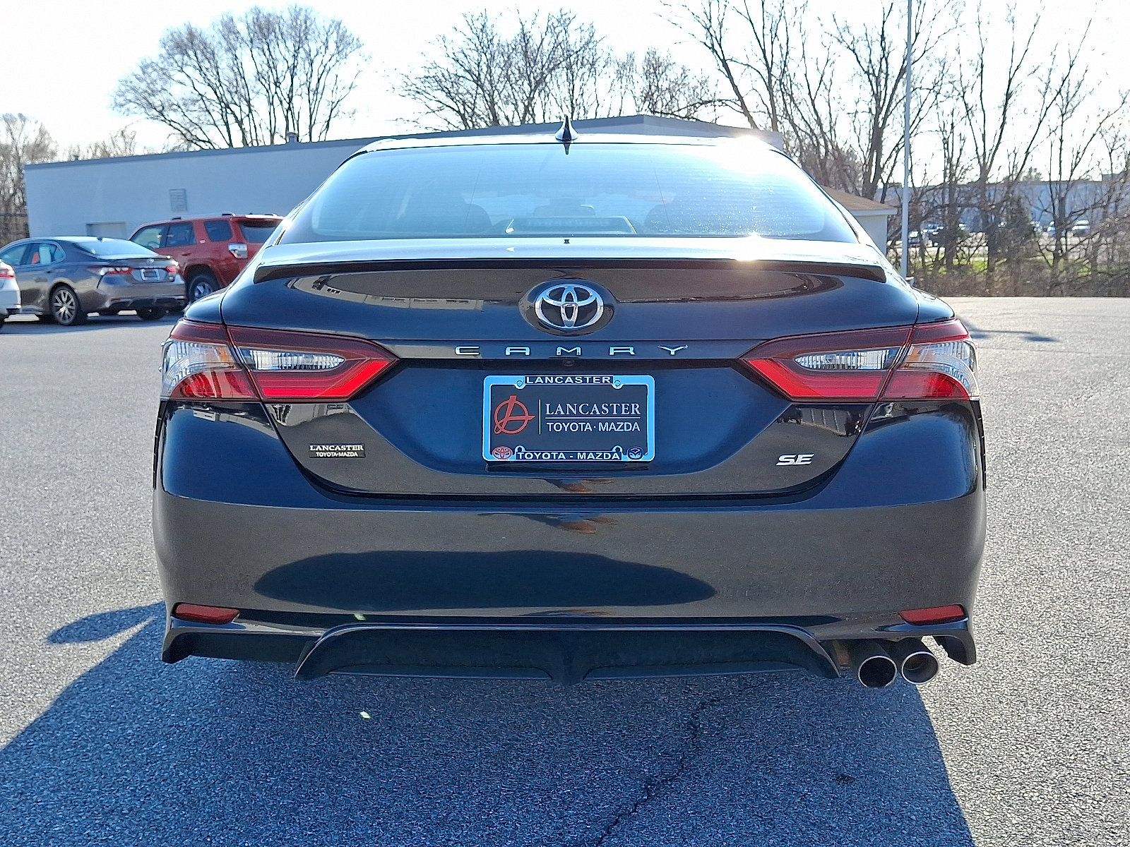 Used 2024 Toyota Camry SE image 6
