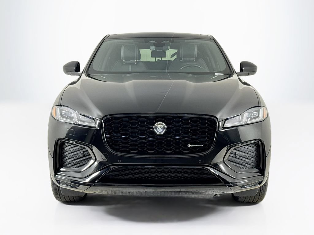 Certified 2025 Jaguar F-PACE R-Dynamic S AWD/4WD image 8