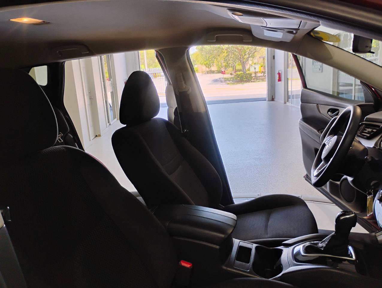 Used 2020 Nissan Rogue Sport S w/ Appearance Package FWD image 35