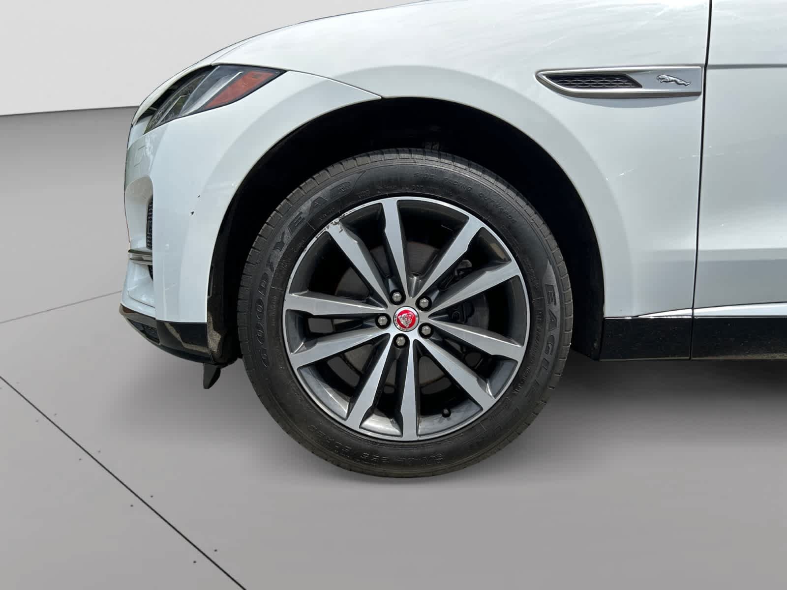Certified 2023 Jaguar F-PACE AWD/4WD image 19
