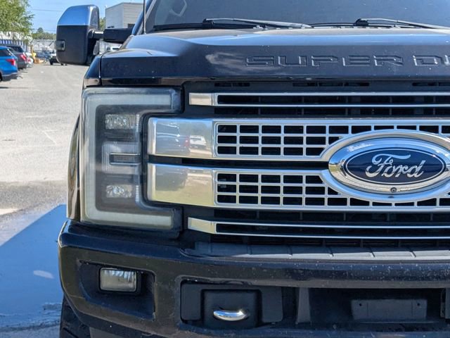 Used 2019 Ford F250 Platinum w/ Platinum Ultimate Package AWD/4WD image 9